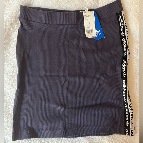 Adidas Skirt - Picture 1 of 2